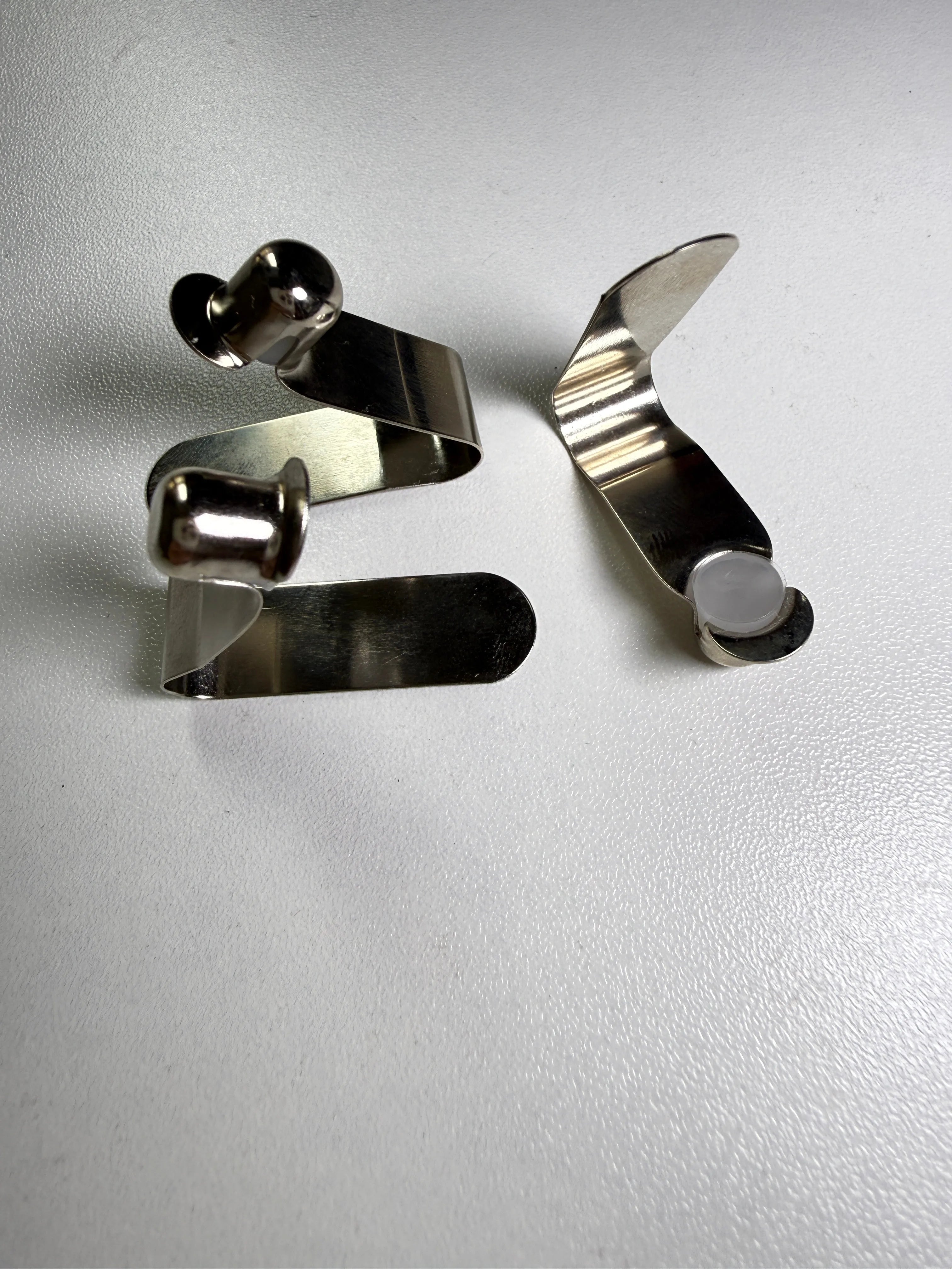 8mm Solid Button Spring Clip Short - detail view